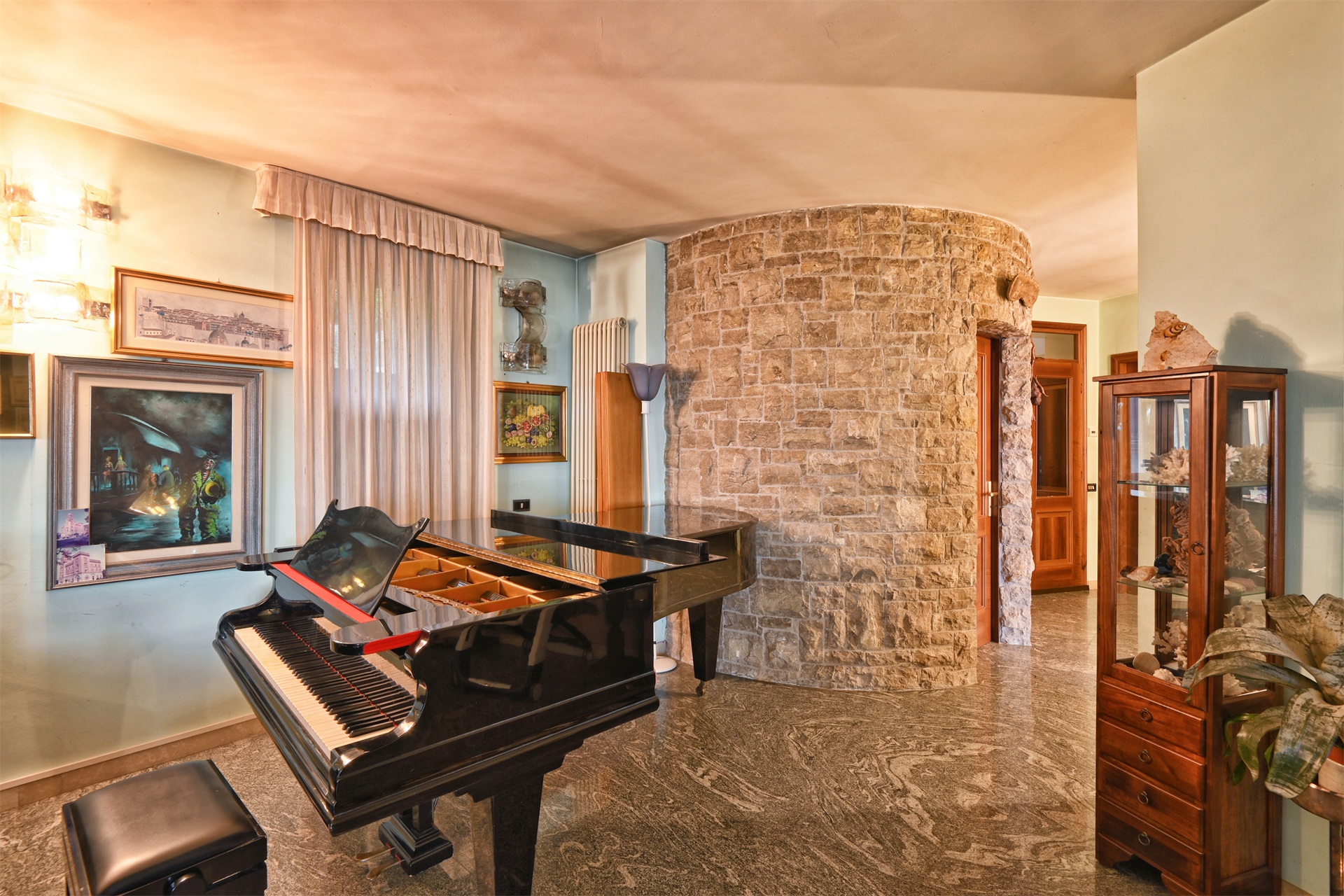3 Bedroom Villa/Townhouse's Image 7