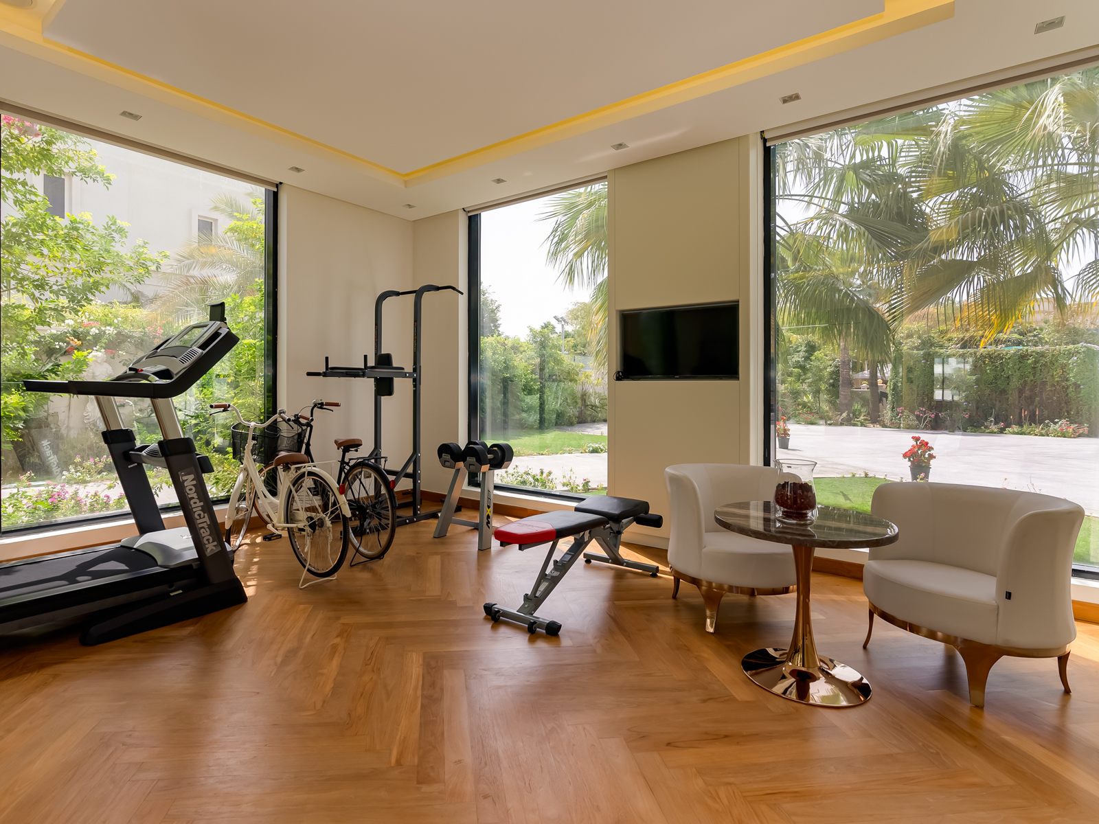 6 Bedroom Villa/Townhouse's Image 10