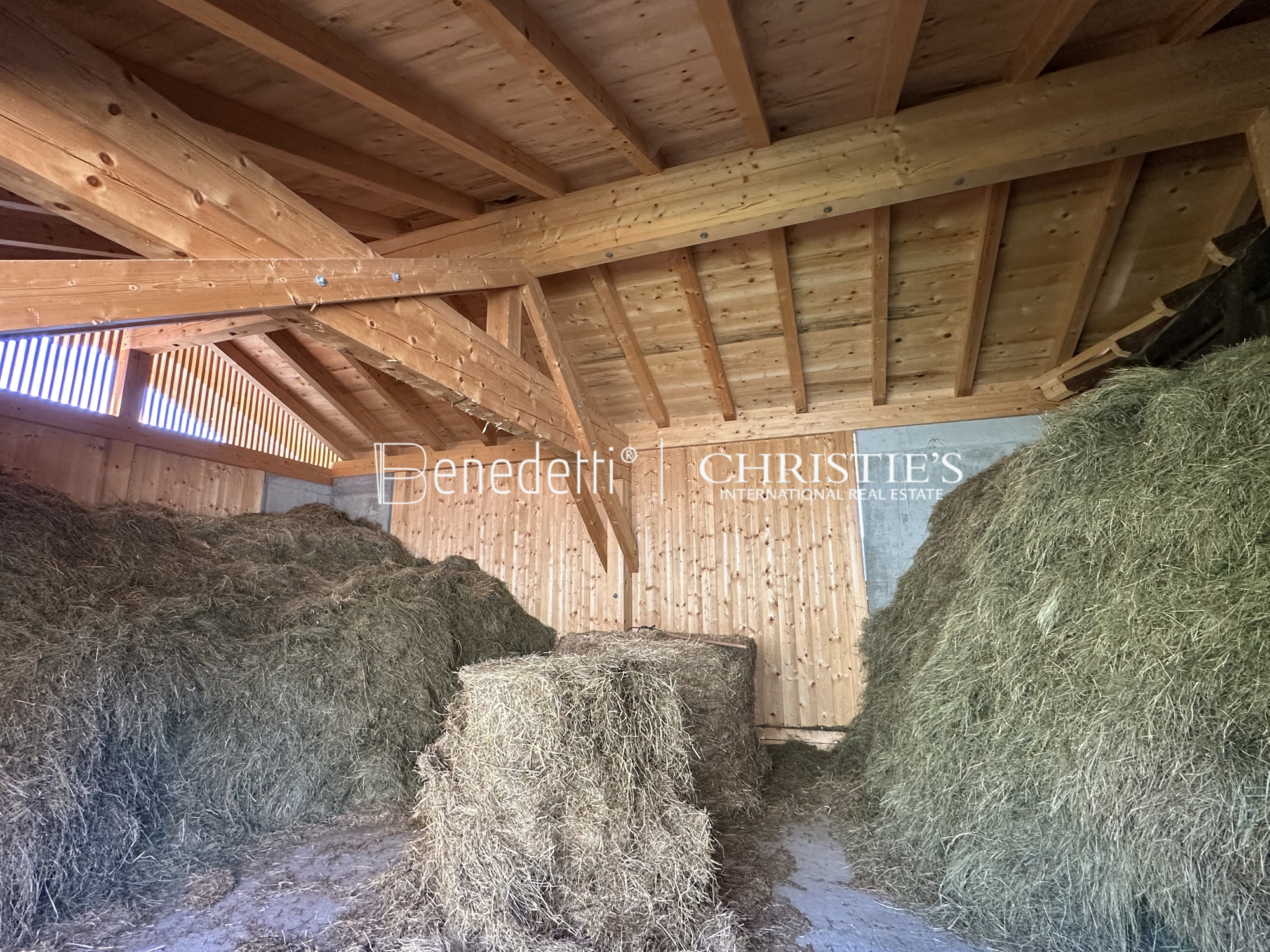 4 Bedroom Estate's Image 25