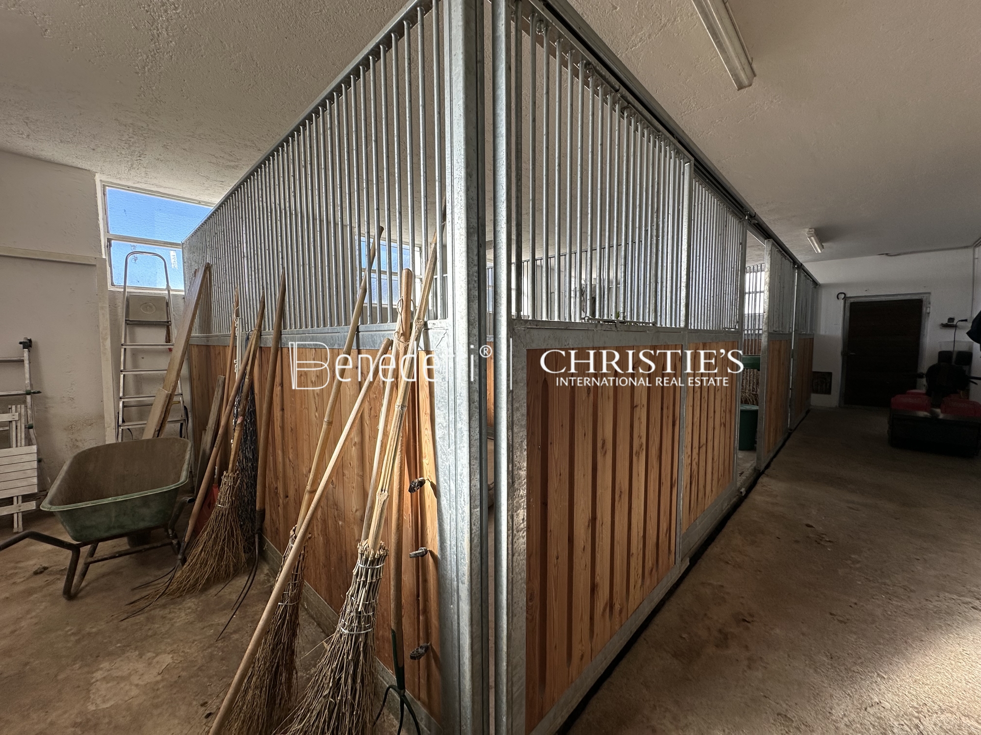 4 Bedroom Estate's Image 22